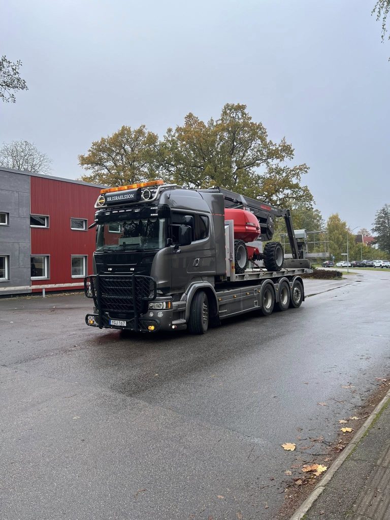 569764082 122191303112367279 6355293838149178745 n